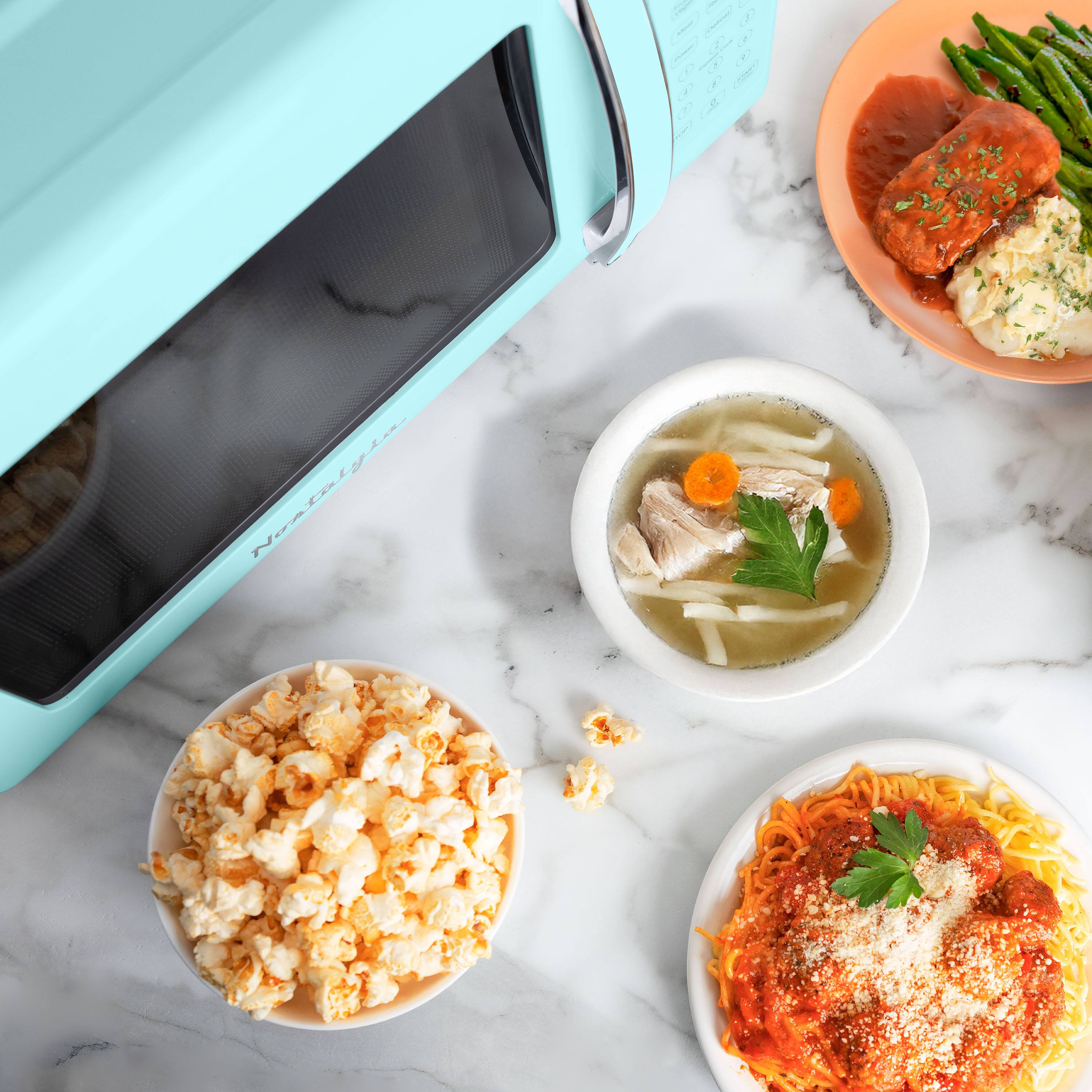 2 L 11e80 O 1oed O 9e0l  
~ Neatly wrapped towel