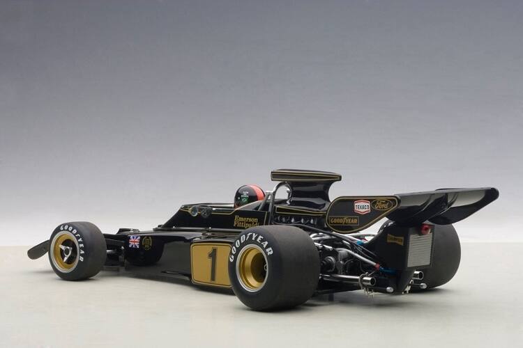 GOODYEAR 7K Emerson Fittipaldi DOOTVEAR 1 TEXACO Ford GOODSYEAR CHAMPION