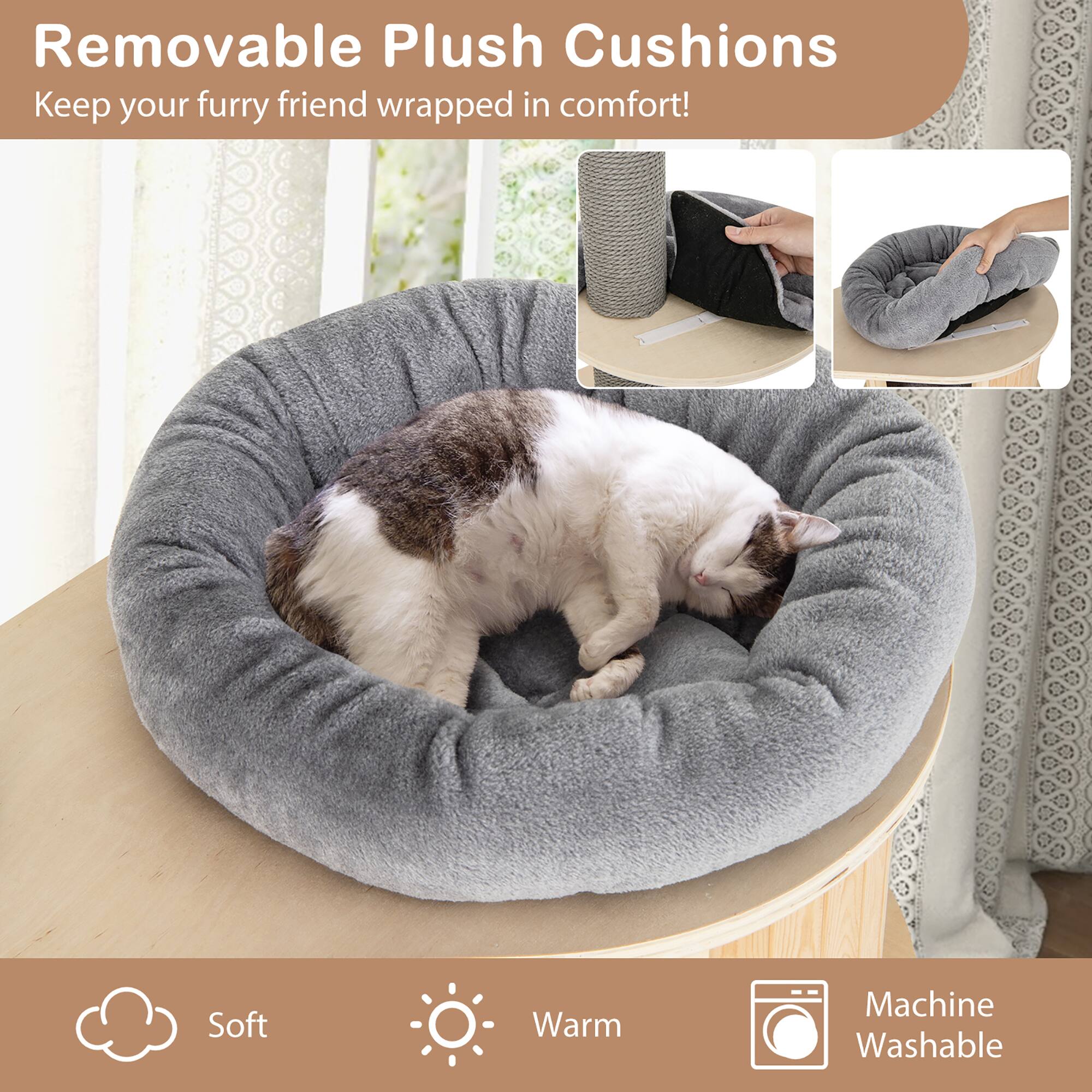 Removable Plush Cushions  
Keep your furry friend wrapped in comfort!  
Soft Warm Machine Washable