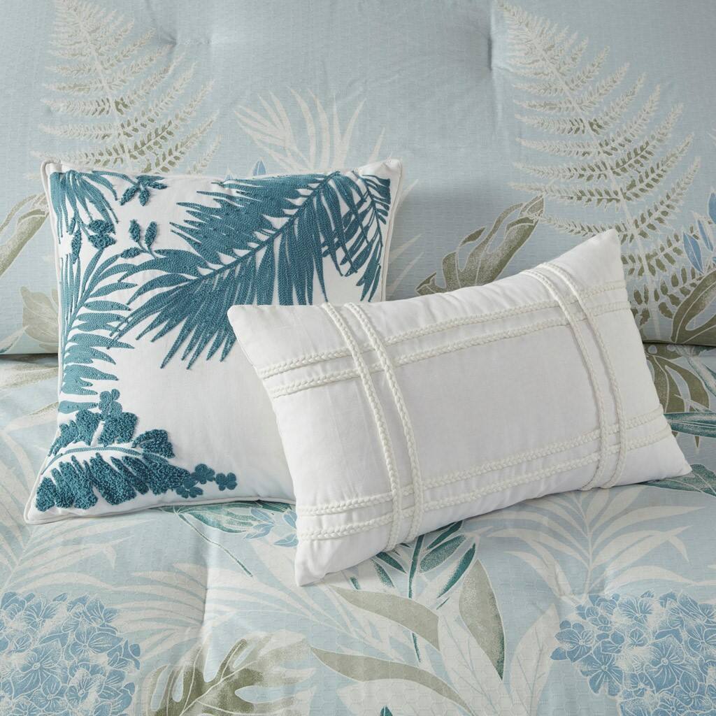 Alt View 2. Gracie Mills - Gracie Mills Romero Coastal Haven 6-Piece Oversized Cotton Comforter Set with Throw Pillow - Blue.