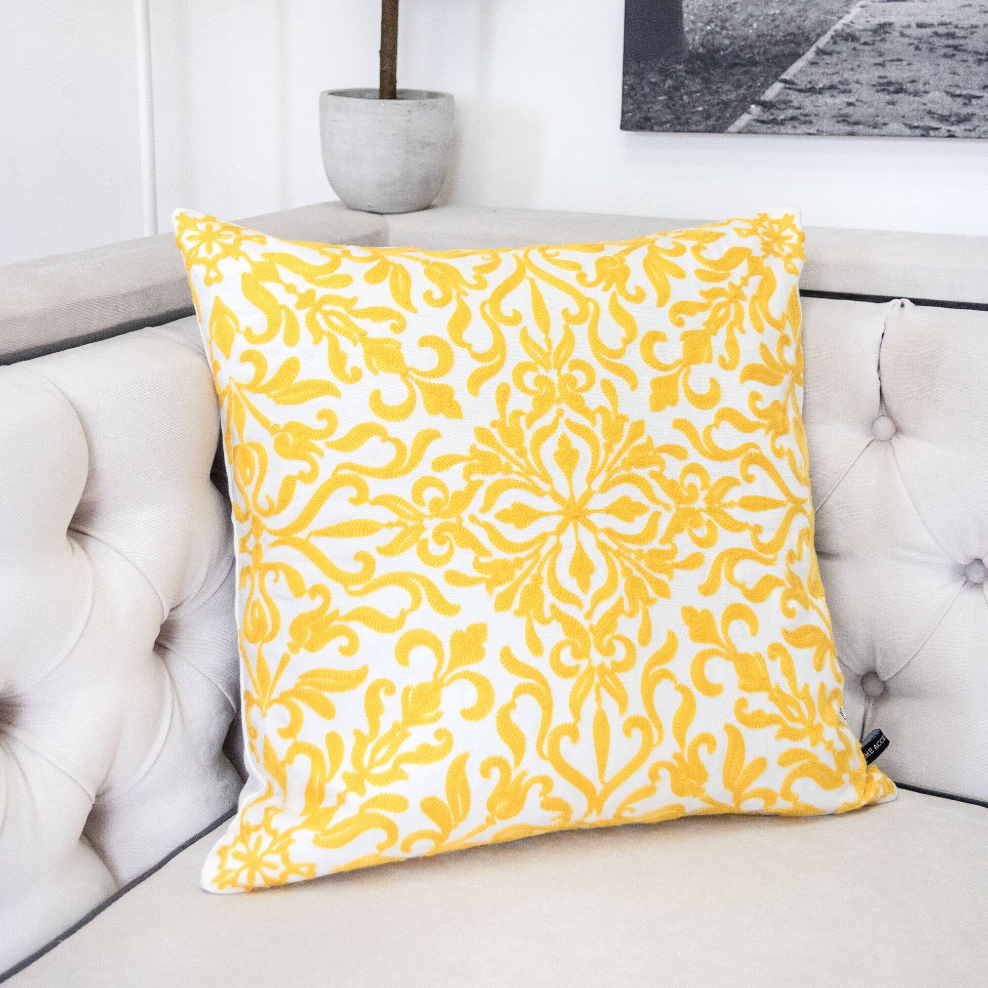 Back. LuXeo - 2-Pack Square Cotton Pillow Cover & Insert, Size: 18" x 18" - SUNSHINE.