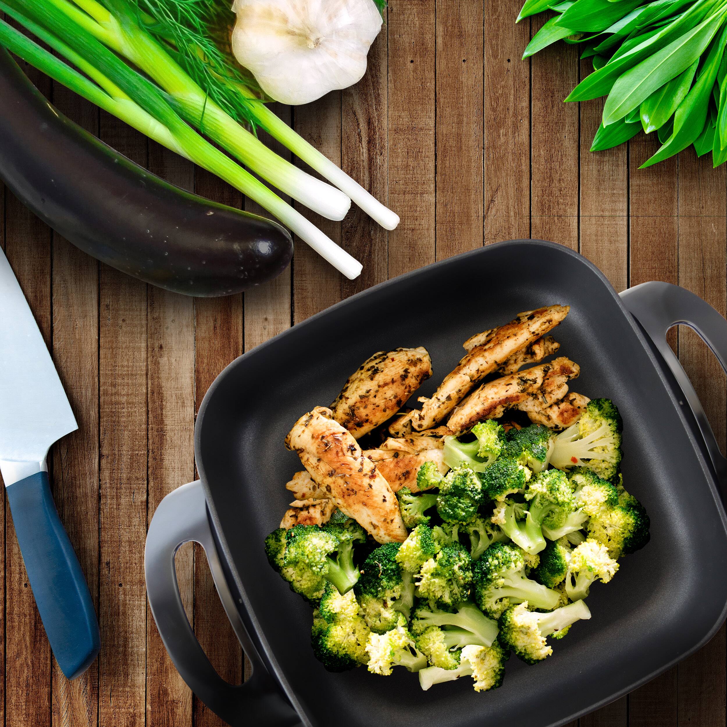 Alt View 2. Better Chef - Better Chef 11.5" Non-Stick Electric Skillet - Black.