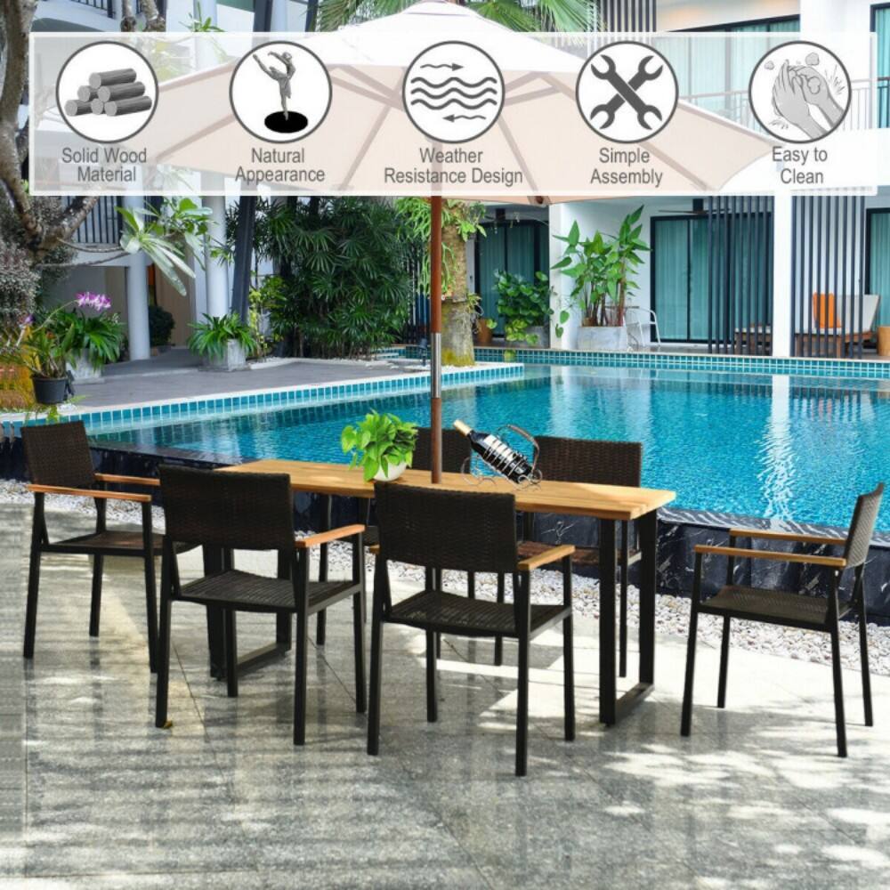 Solid Wood Material  
Natural Appearance  
Weather Resistance Design  
Simple Assembly  
Easy to Clean