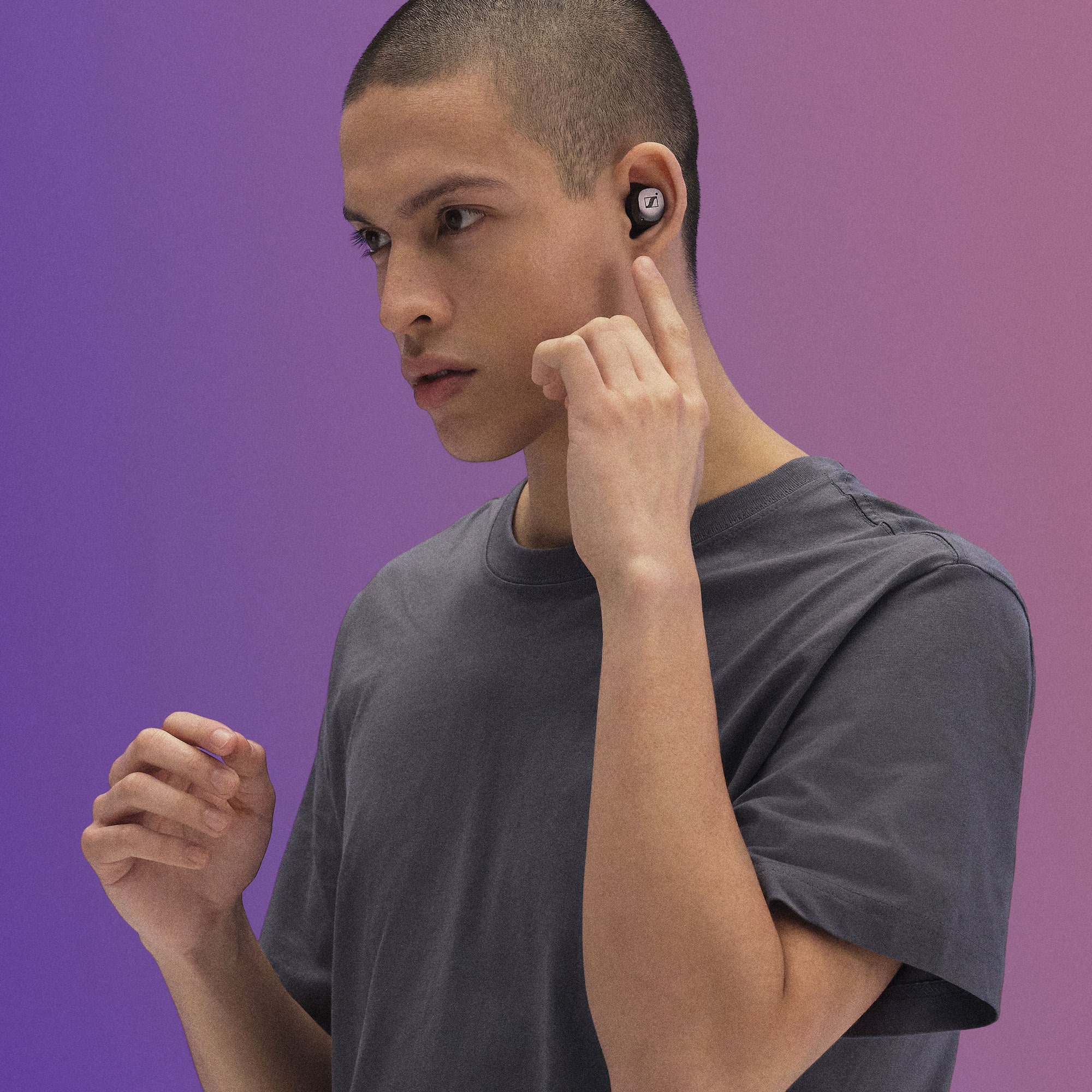 Alt View 23. Sennheiser - Momentum 3 True Wireless Noise Cancelling In-Ear Headphones - Graphite.