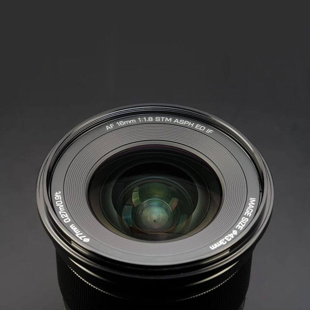 16mm 1:1.8 STM AF ASPH ED IF  
0.27m/0.9ft 77mm  
SIZE IMAGE 43.3mm