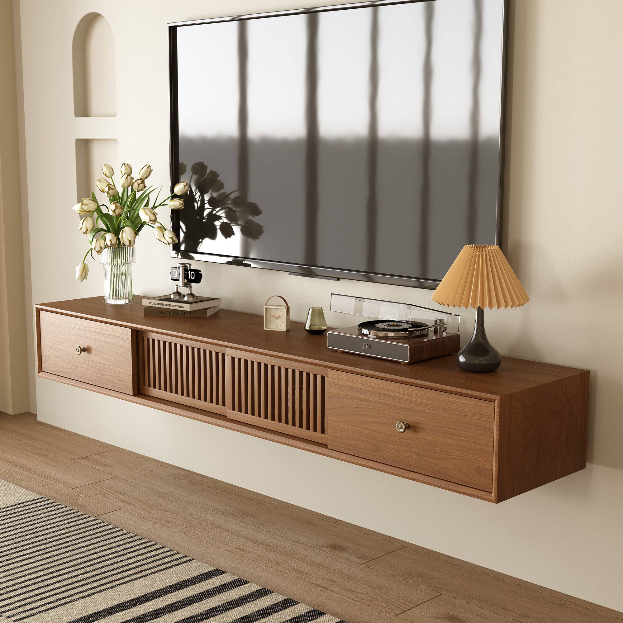 9 10 - - - - LEE MENTRE - R