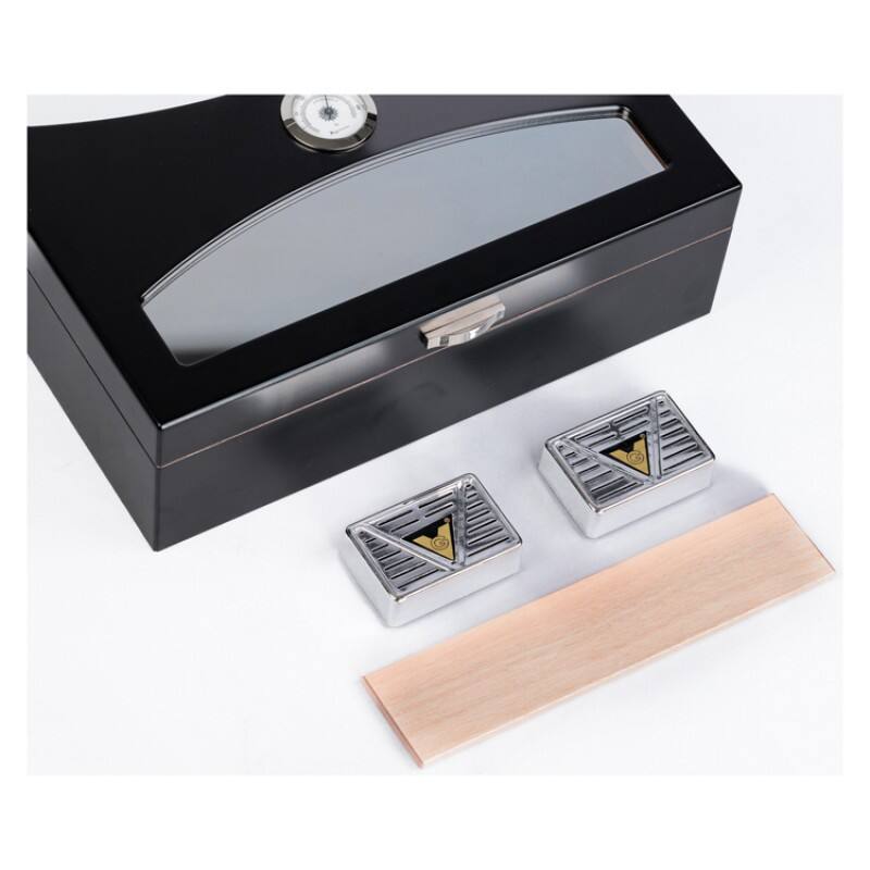 Alt View 4. Prestige - Delano Black Humidor - Rich Black Finish.