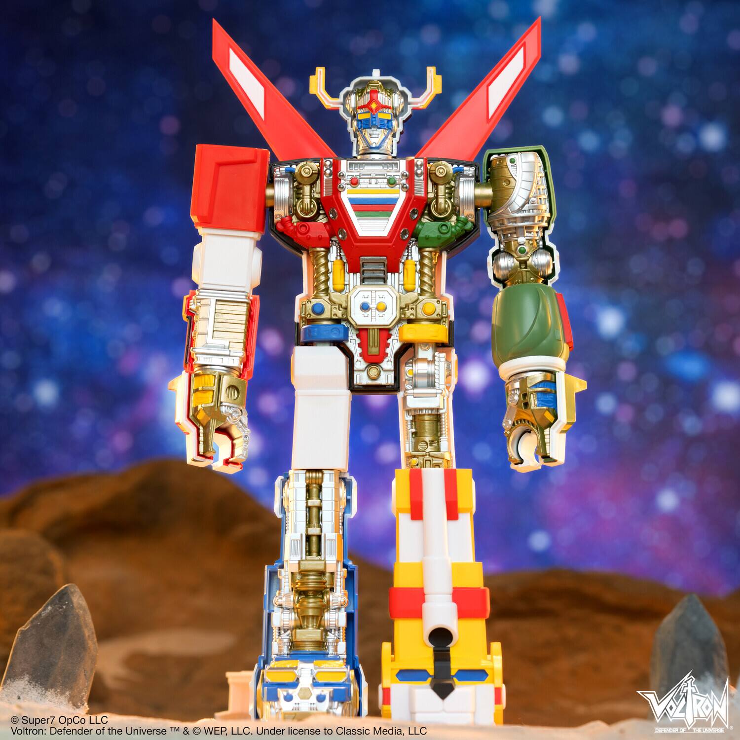 Super7 OpCo LLC  
Voltron: Defender of the Universe™ & © WEP, LLC. Under license to Classic Media, LLC  

VRN CRN NE