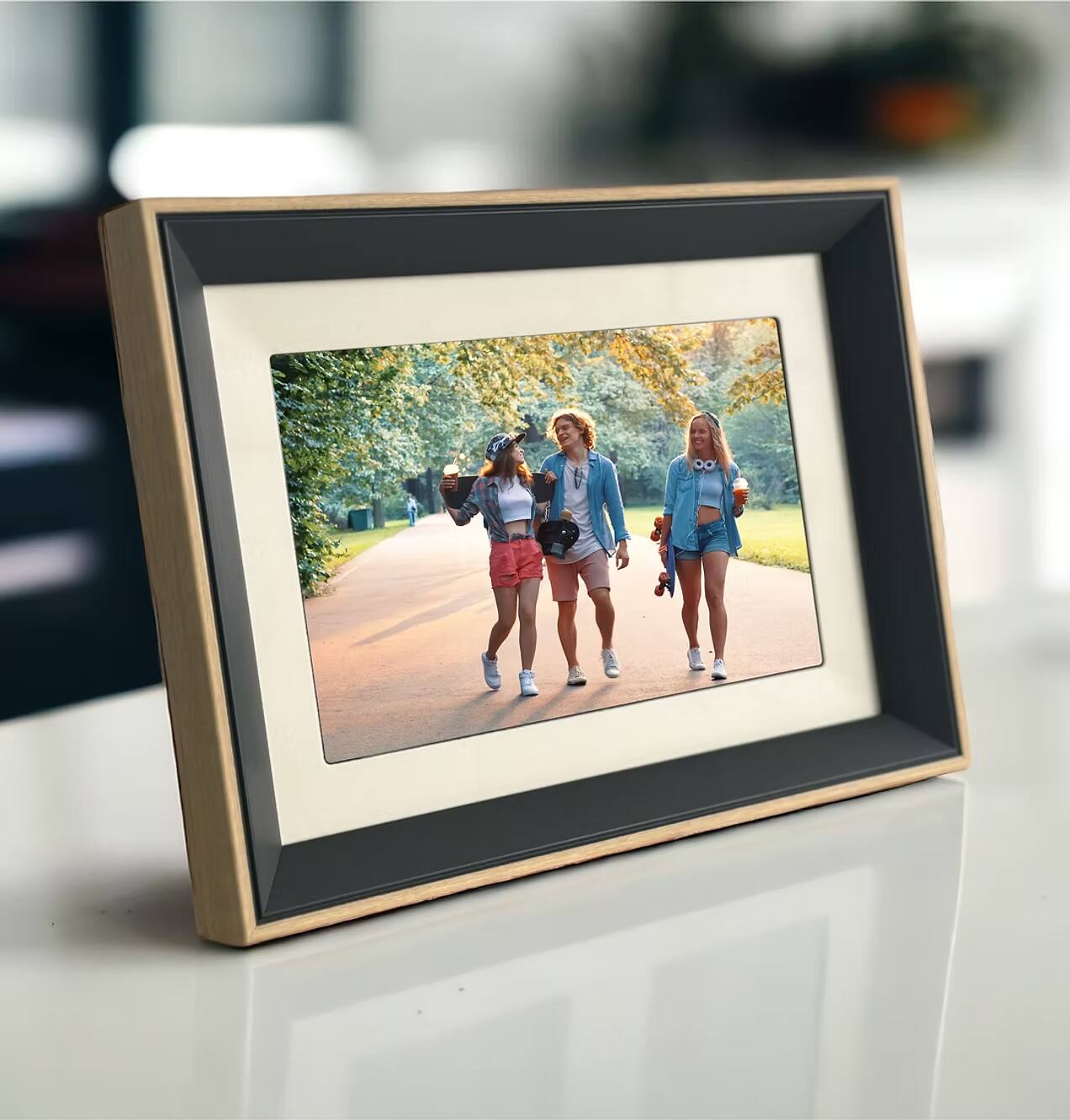Angle. eco4life - eco4life 10.1" Smart WiFi Art Frame - Mother's Day Gift, Wood Frame, HD IPS Touch Screen, App Photo Sharing, Alexa.
