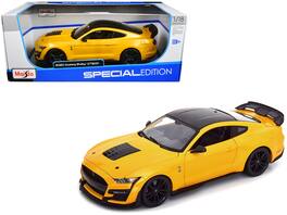 2020 Ford Mustang Shelby GT500 Top "Special Edition" 1/18 Diecast Model Car by Maisto - Yellow With Black