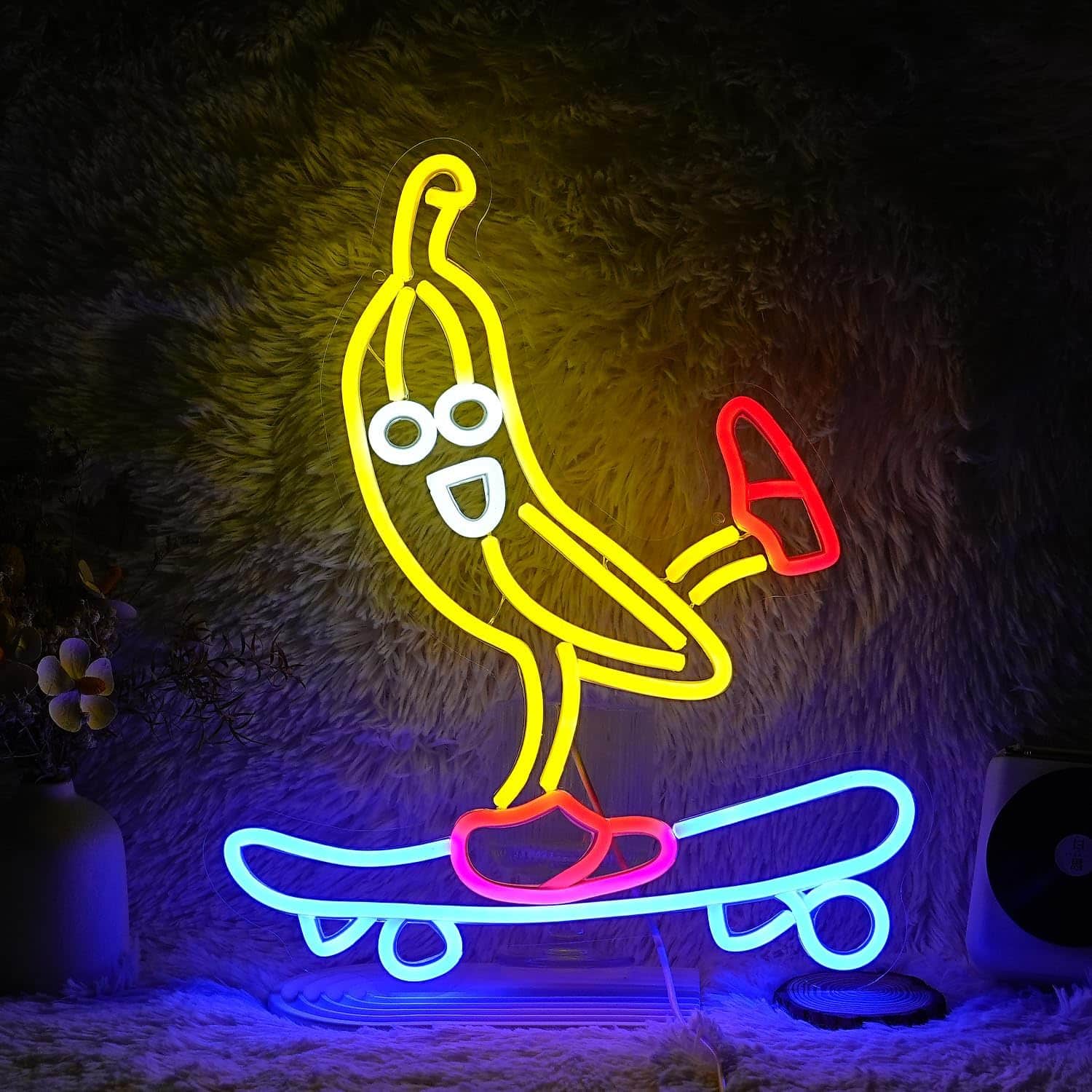 Auledio - Skateboard Banana Neon Sign Cool Slide Banana LED Neon Light Dimmable Banana Light Up Sign for Shop Art Wall Decoration - multicolour