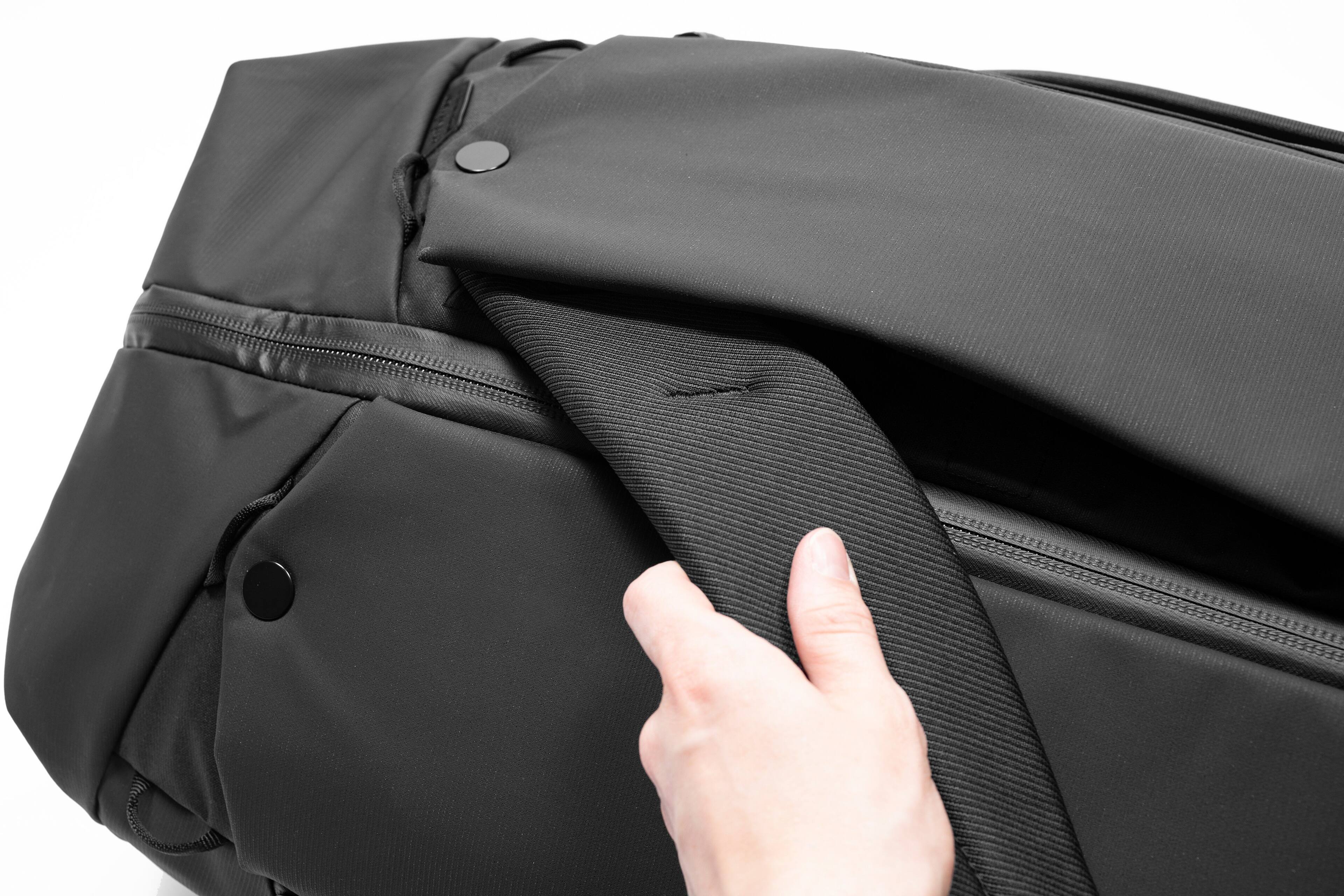 Alt View 16. Peak Design - Travel Duffelpack 65L - Black.