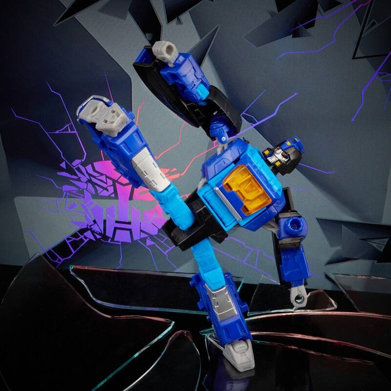 Alt View 5. Transformers - Blurr IDW Shattered Glass IDW Shattered Glass Deluxe Class | Transformers Generations Shattered Glass Collection.