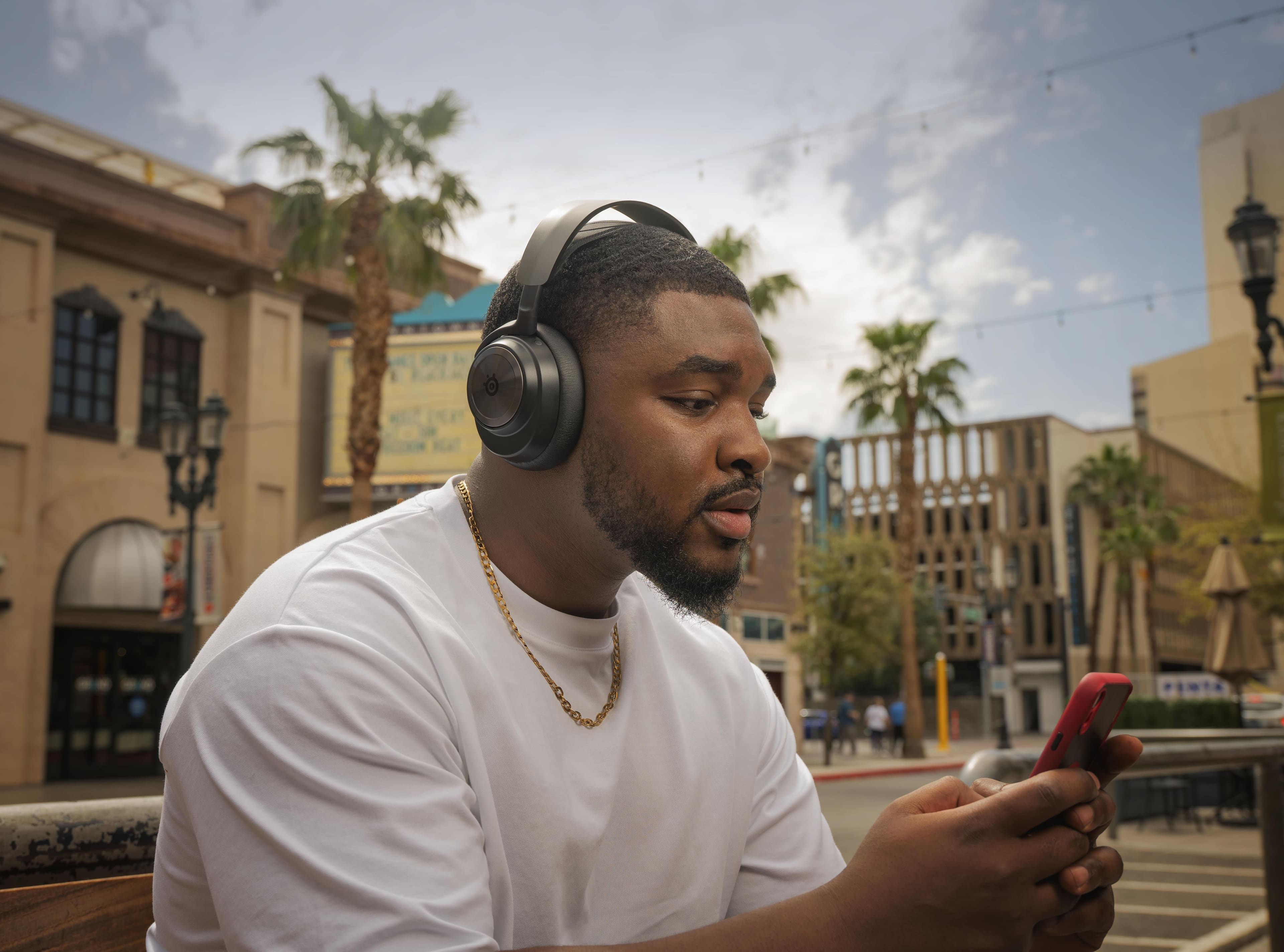 Alt View 25. SteelSeries - Arctis Nova Pro Wireless Multi Gaming Headset for PC, PS5, PS4, Switch - Black.