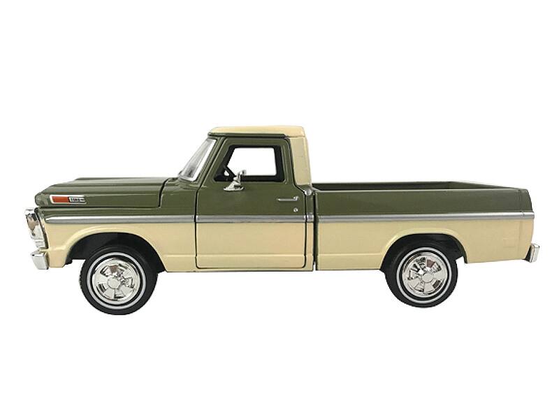 Left. Motormax - 1969 Ford F-100 Pickup Truck Light Green and Cream 1/24 Diecast Model Car by Motormax -  Light Green And Cream.