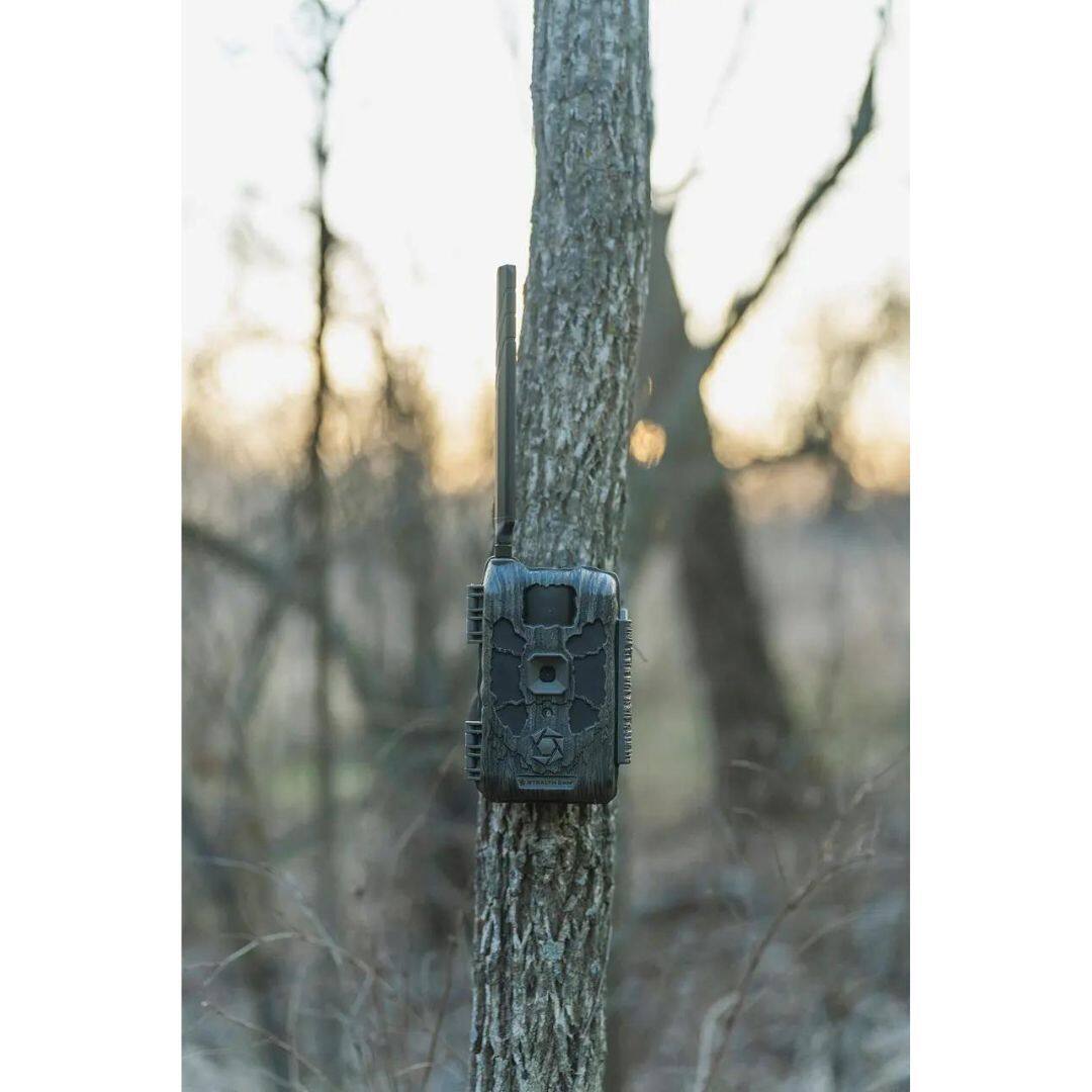 Left. Stealth Cam - Stealth Cam 40MP Deceptor Max Cellular Trail Camera with Holder Bundle (6-Pack).