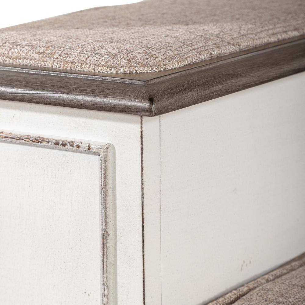 Left. Liberty Furniture Industries - Magnolia Manor Pet Steps in Antique White - White.