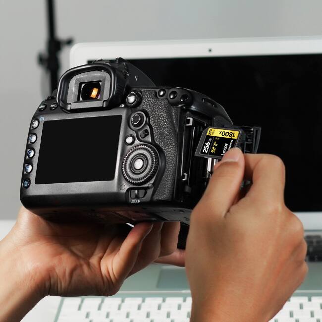 AU 270 i 1800x 256c  
Lencar TWNoc OCK