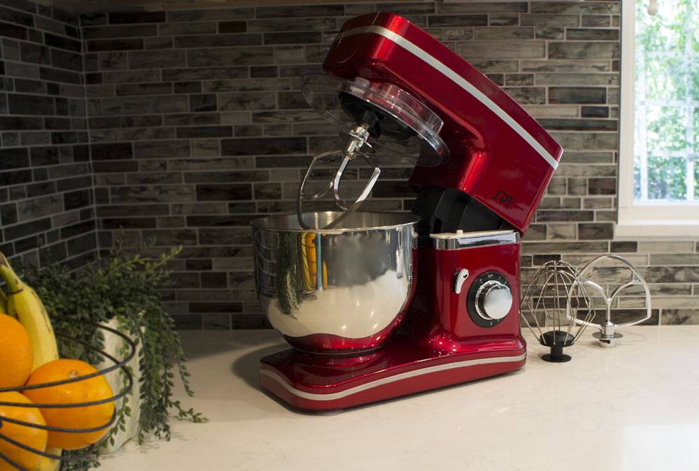 Alt View 2. SPT - 8-Speed Stand Mixer - Red.