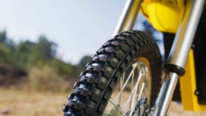 Razor - MX650 Dirt Rocket Off-Road Motocross Bike w/10 miles max operating range and 17 mph max speed - yellow - Alt_View_Zoom_11