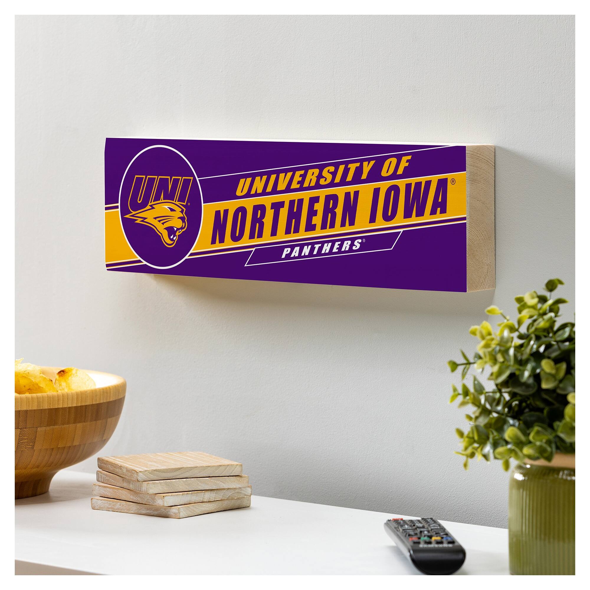 UNIVERSITY OF  
NORTHERN IOWA  
PANTHERS