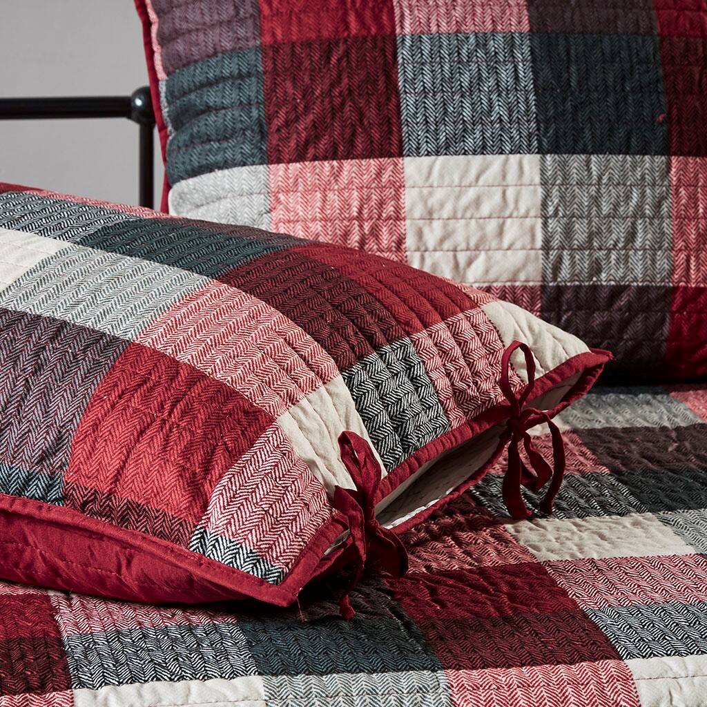 Alt View 4. Gracie Mills - Gracie Mills Donner 6 Piece Reversible Plaid Daybed Cover Set - Red.