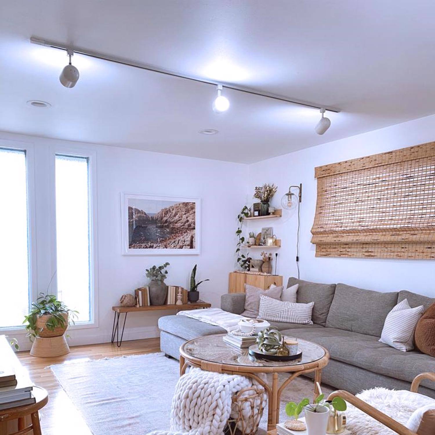 Left. FEIT ELECTRIC - Feit Smart Home A19 E26 (Medium) Smart-Enabled LED Bulb Daylight 60 Watt Equivalence 3 pk.