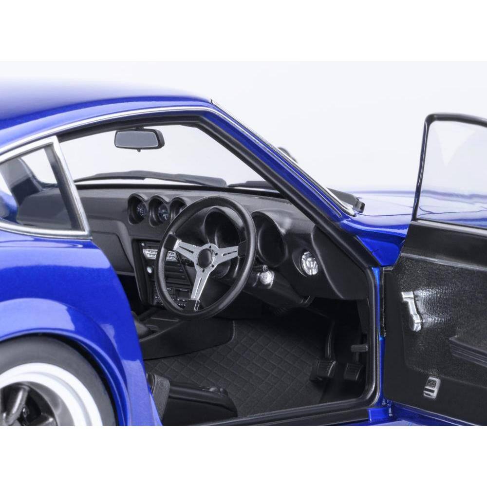 Back. Autoart - Nissan Fairlady Z RHD (Right Hand Drive) "Akuma No Z" Blue Metallic "Wangan Midnight - Comic #1 Version" Manga 1/18 - Blue Metallic.