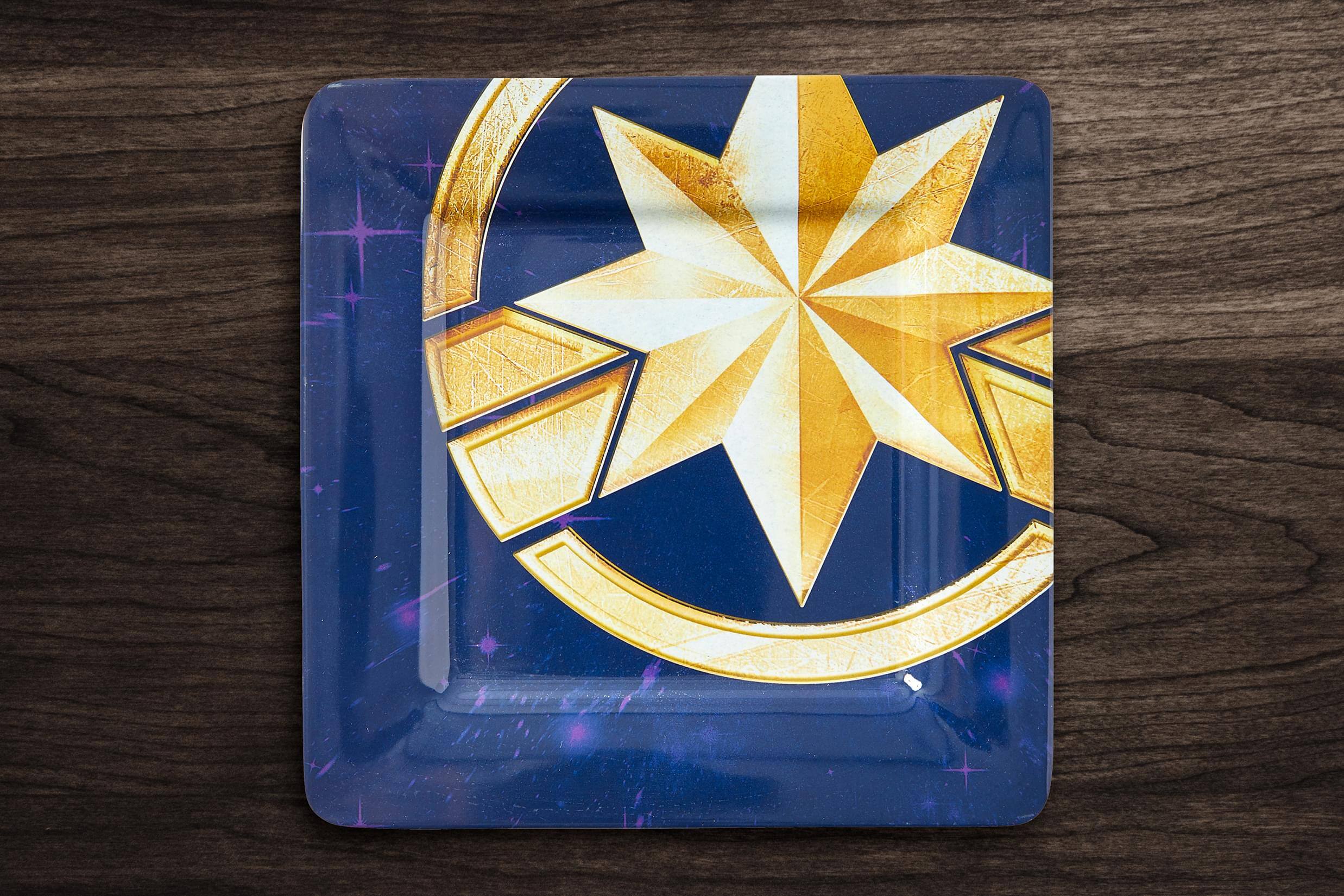 Alt View 3. Marvel - Marvel’s Captain Marvel Celestial Goose 4-Piece Melamine Plate Set - Blue.