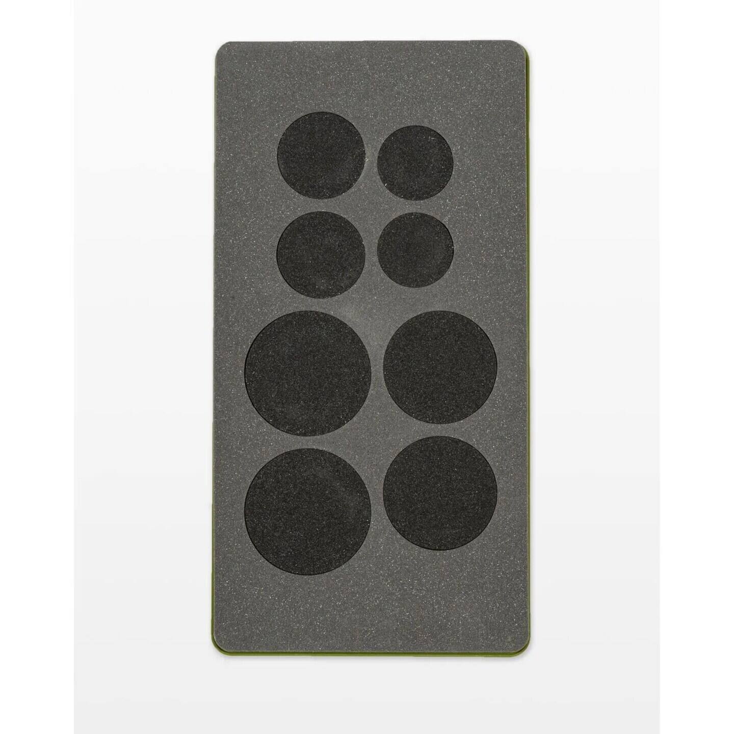 Back. AccuQuilt - Accuquilt GO! Circle-1 1/2, 1 3/4", 2 1/4", 2 1/2" Die - Multi.