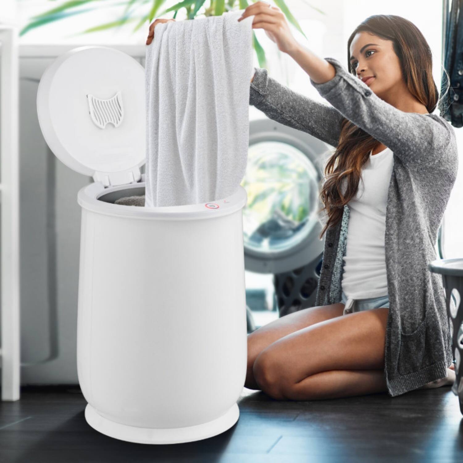 Front. LUCKY ONE - 20L Electric Towel Warmer Bucket with Auto Shut-Off and Fragrance Rack - White.