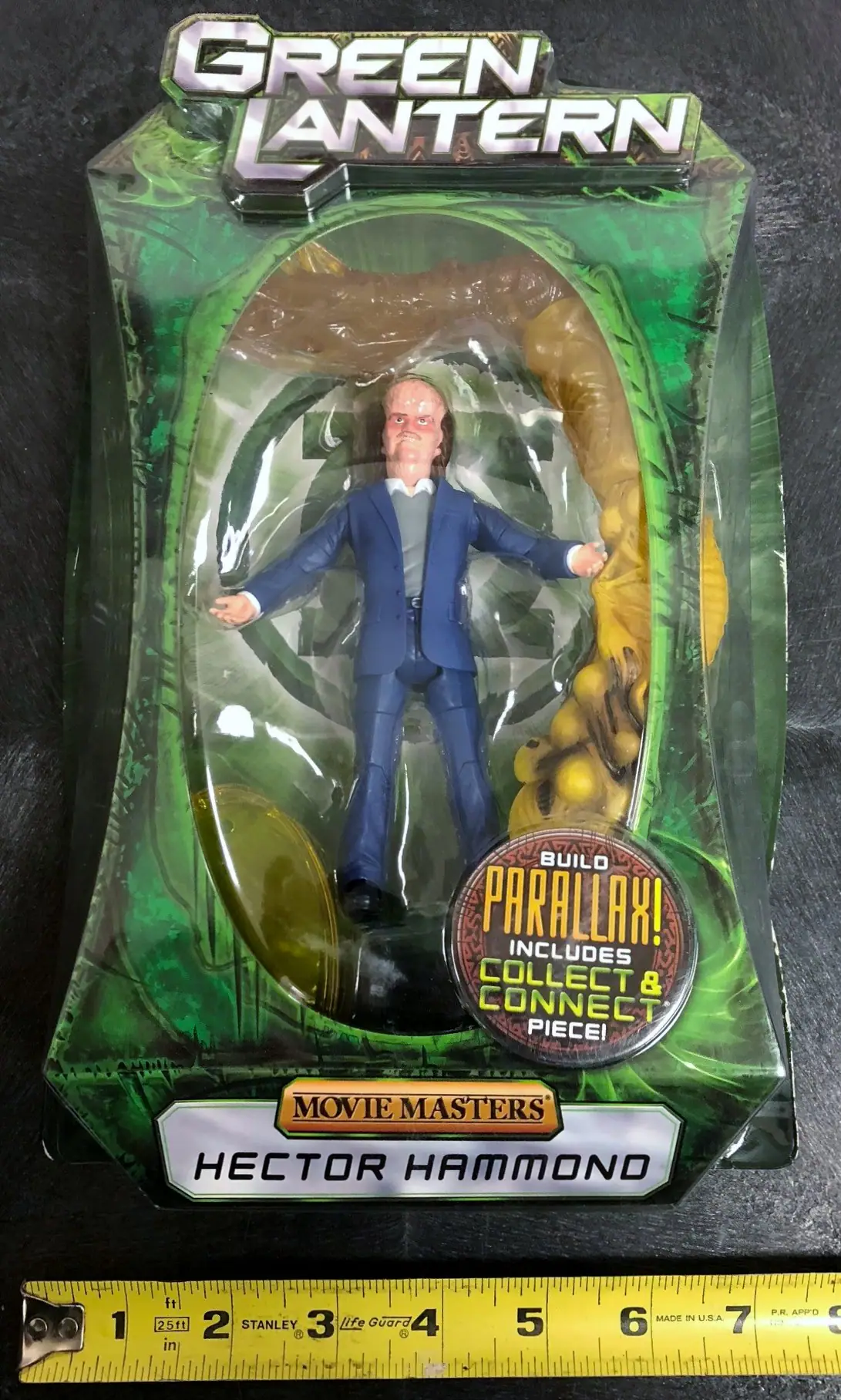 GREEN LANTERN

BUILD PARALLAX!
INCLUDES COLLECT & CONNECT PIECE!

MOVIE MASTERS
HECTOR HAMMOND

MADE IN U.S.A.