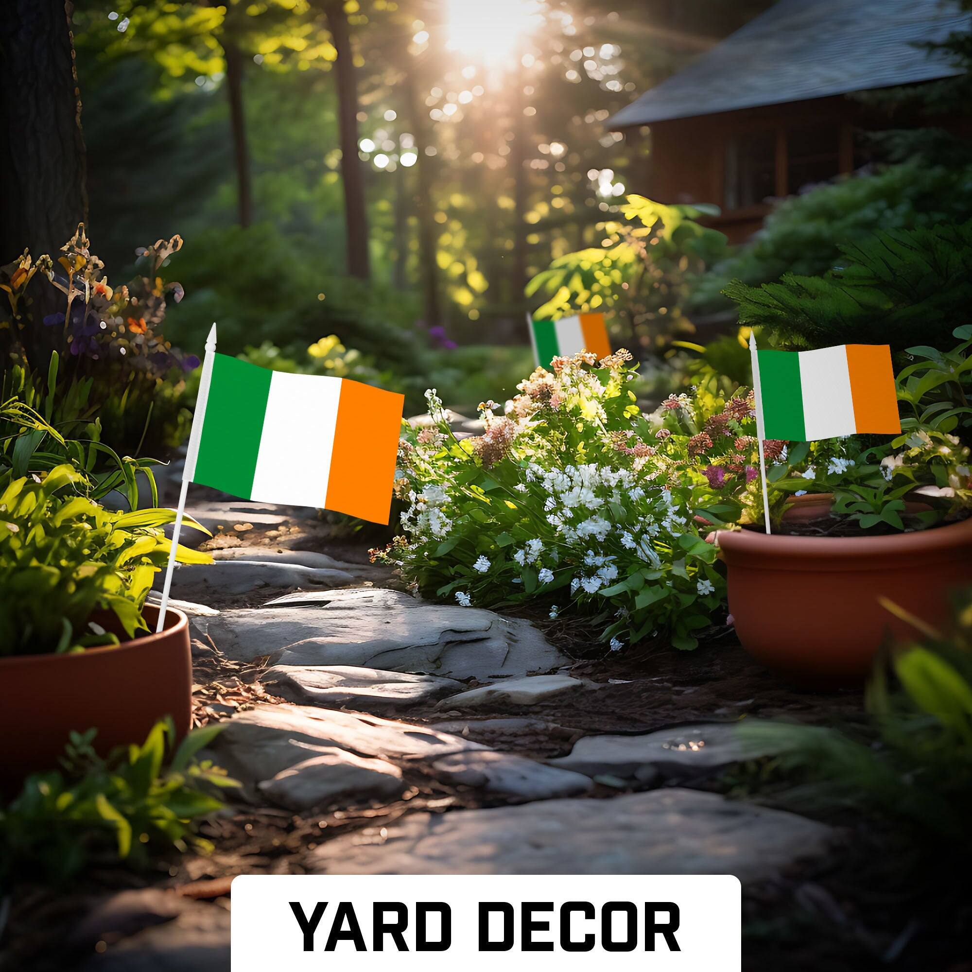 YARD DECOR