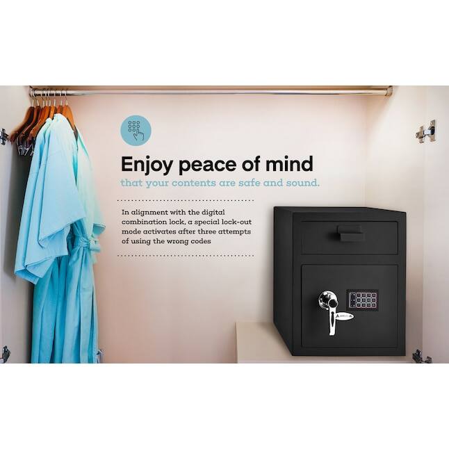 Enjoy peace of mind that your contents are safe and sound. In alignment with the digital combination lock, a special lock-out mode activates after three attempts of using the wrong codes.
