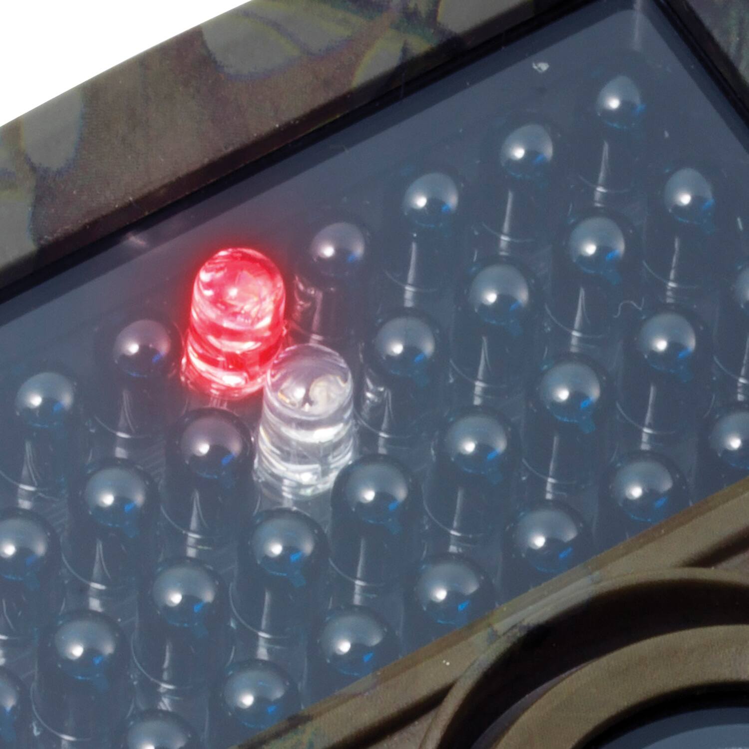 Left. TECHNAXX - TX-69 1080p Full HD Nature Wild Cam, Security Camera, Battery Operated - Camouflage.