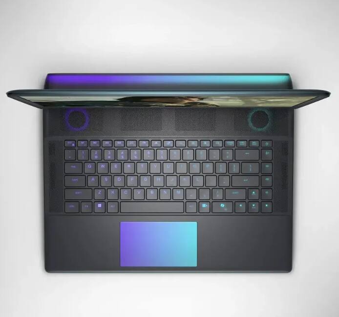 Alt View 4. Alienware - 16 Area-51 AI Gaming Laptop 16.0" 240Hz (Intel Ultra 9- 275HX, GeForce RTX 5070 Ti 12GB, 32GB DDR5, 2TB SSD, Win 11 Pro) - Liquid Teal.