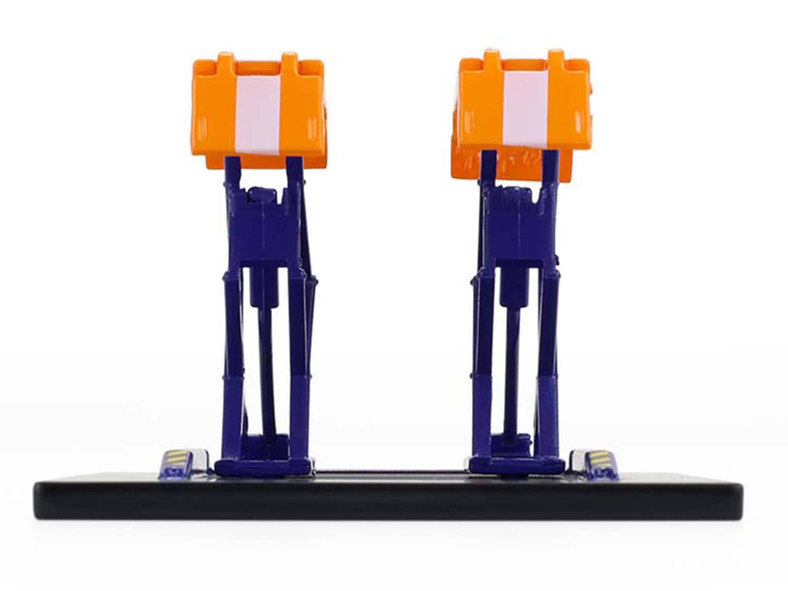 Alt View 3. Greenlight - Automotive Double Scissor Lift "Union 76" Orange and Blue "Double Scissor Lifts" Series 2 1/64 Model by Greenlight.