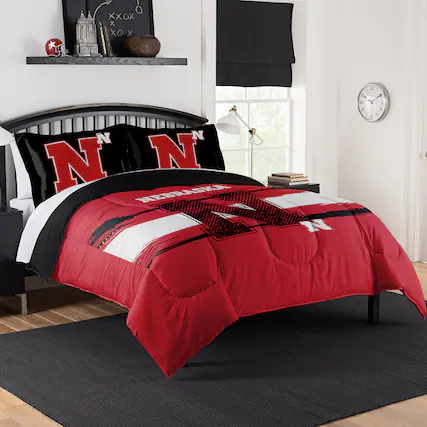 Front. Sweet Home Collection - NCAA Nebraska Cornhuskers Comforter & Sham Set- Full/Queen - Multicolored.