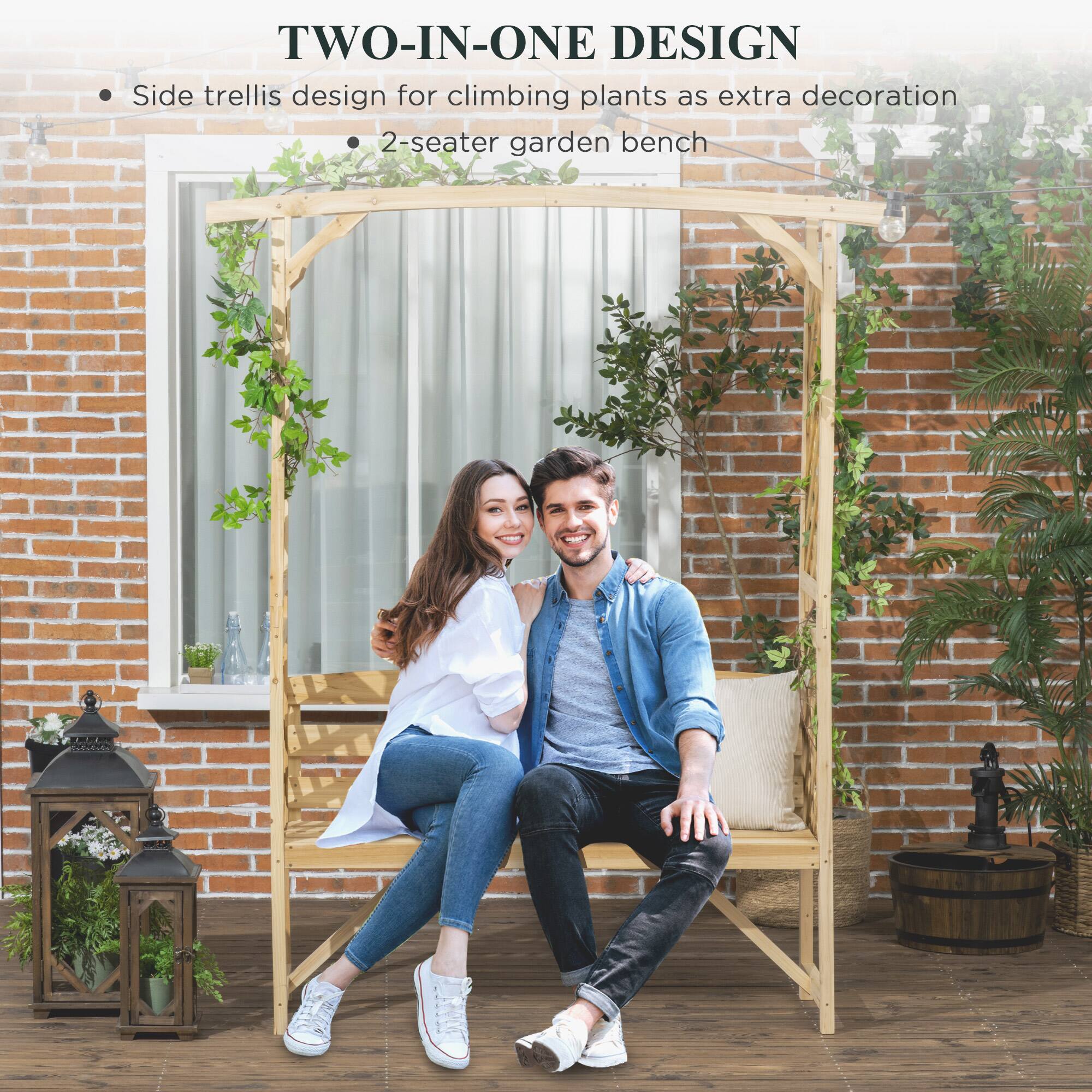 TWO-IN-ONE DESIGN
Side trellis design for climbing plants as extra decoration
2-seater garden bench