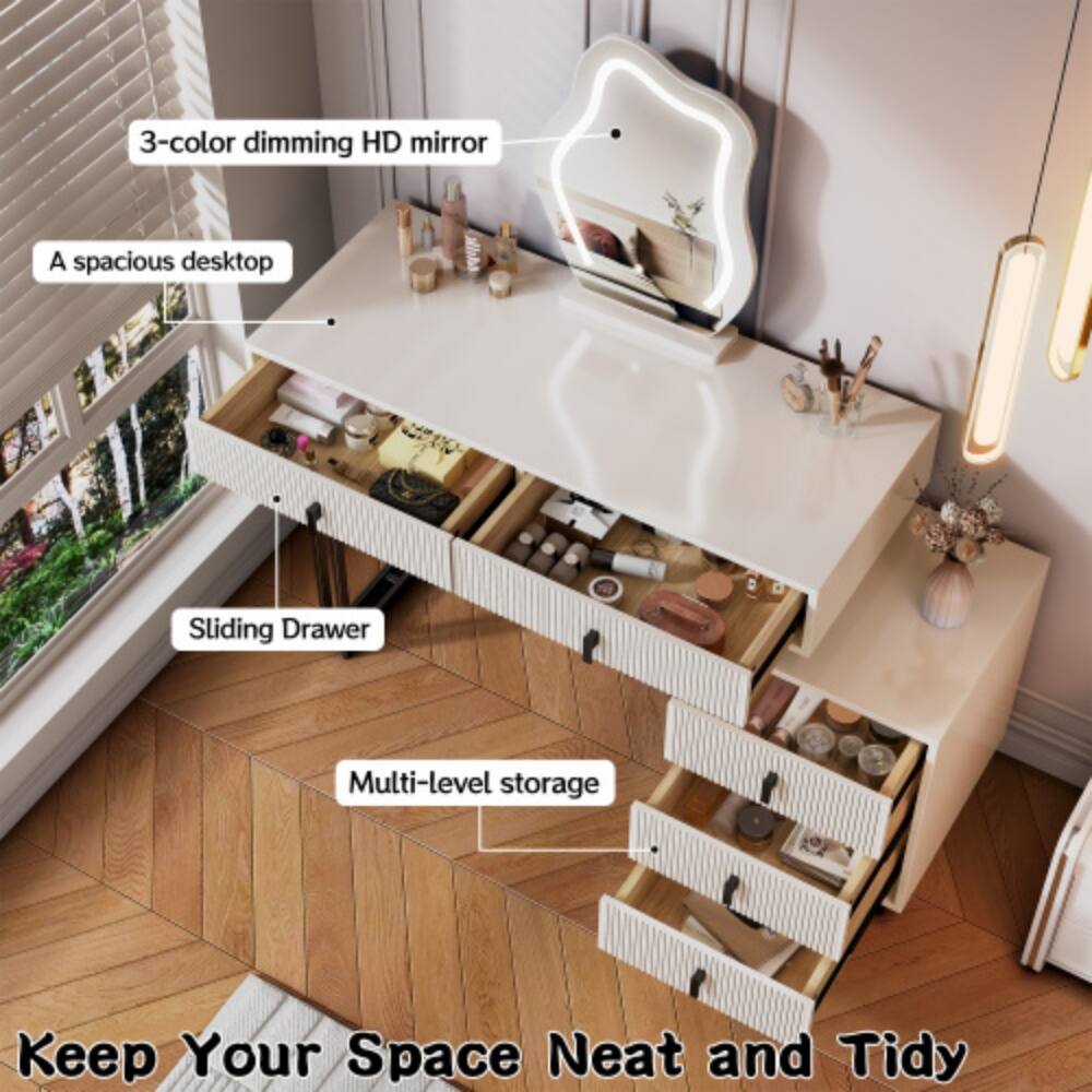 3-color dimming HD mirror  
A spacious desktop  
Sliding Drawer  
Multi-level storage  
Keep Your Space Neat and Tidy
