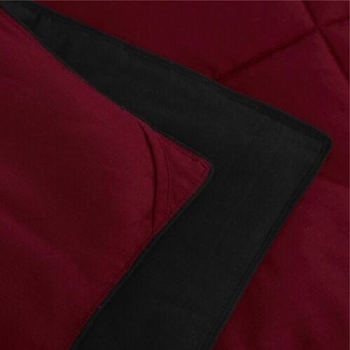 Back. Hivvago - King/Cal King Traditional Microfiber Reversible 3 Piece Comforter Set in Black/Maroon - Black/Maroon.