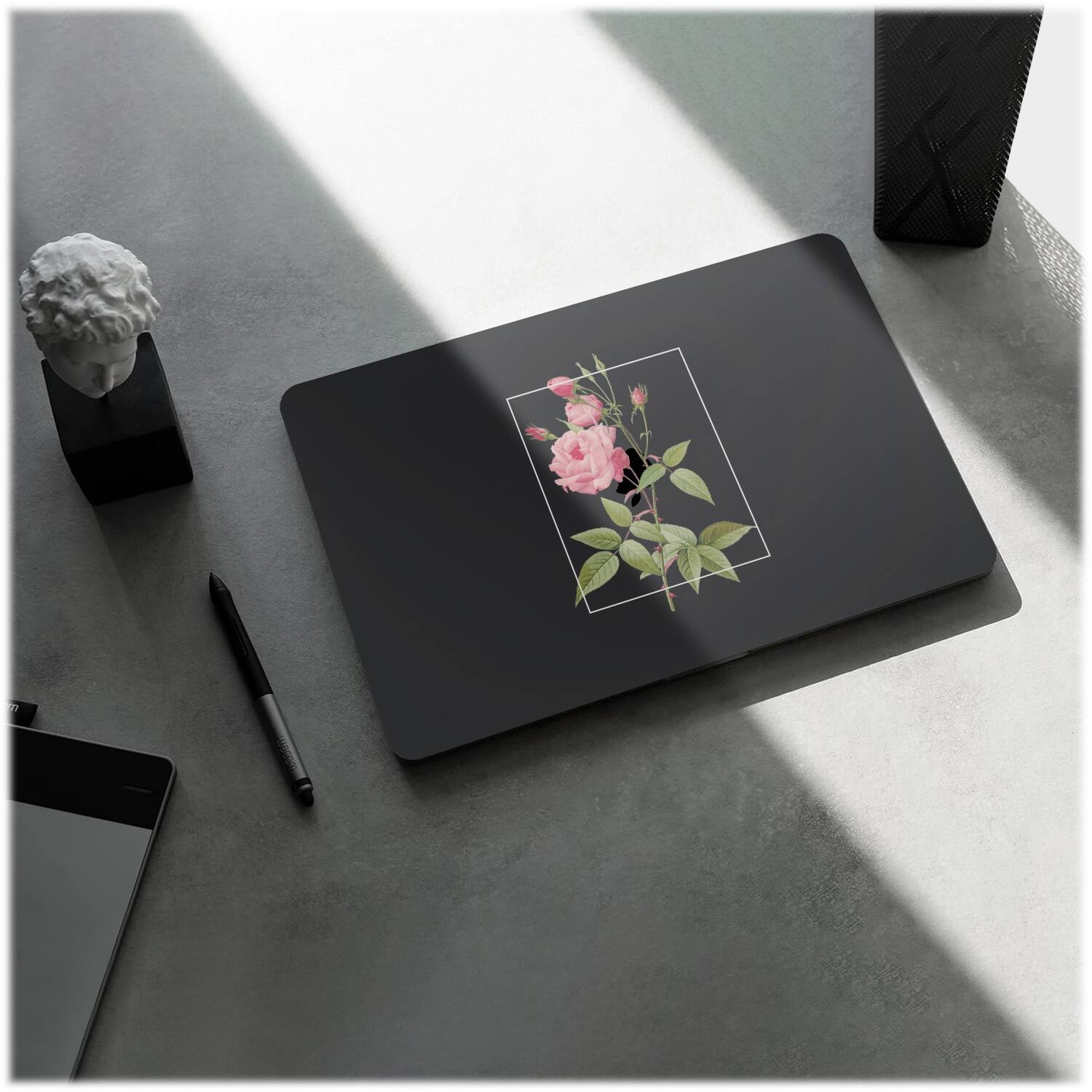 Alt View 15. SaharaCase - Arts Case for Apple MacBook Air 15" M2 and M3 Chip Laptops - Black.