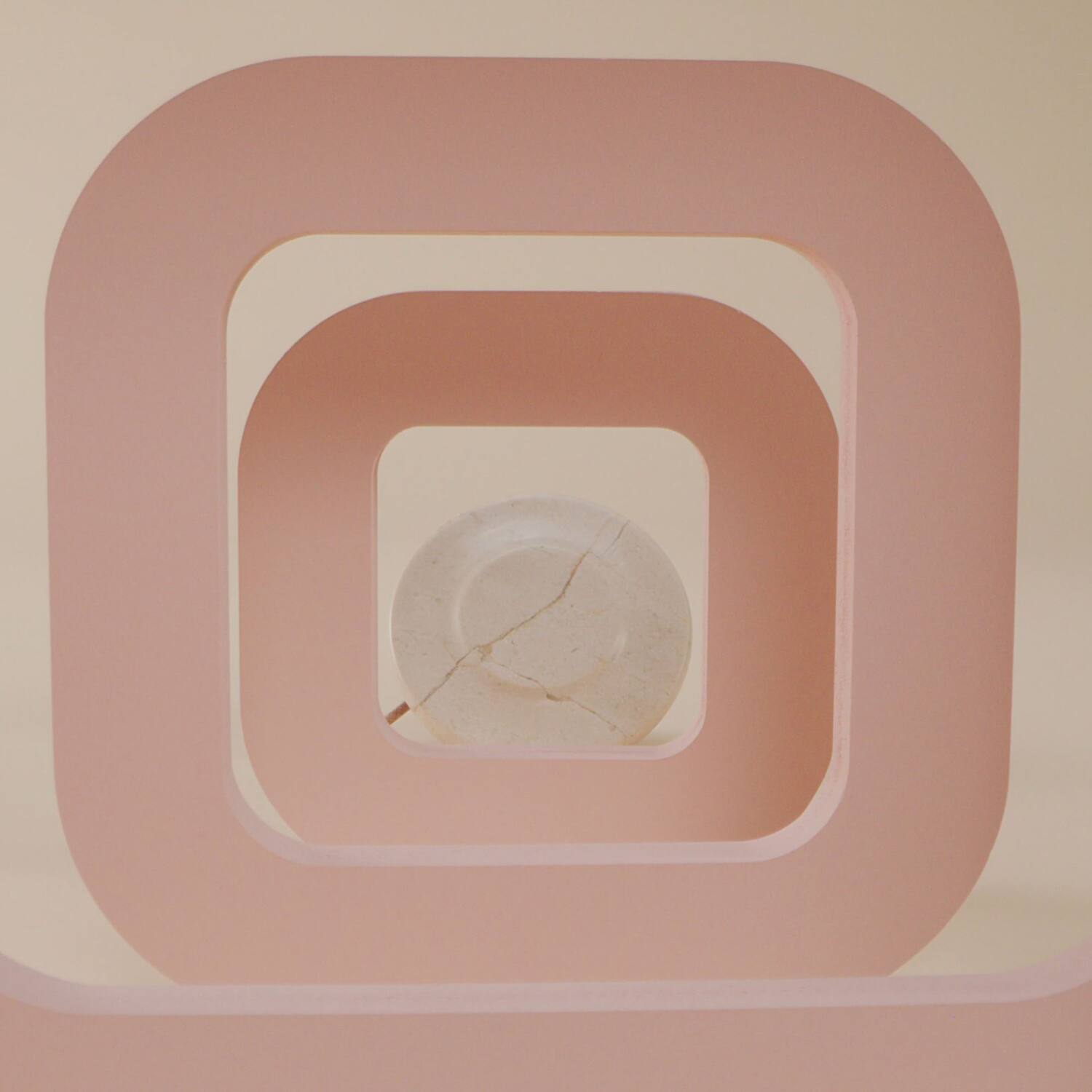 Alt View 1. Einova - Einova Wpcscrc4s400us Classic Stone Marble Wireless Charger, Cream Marble - beige.