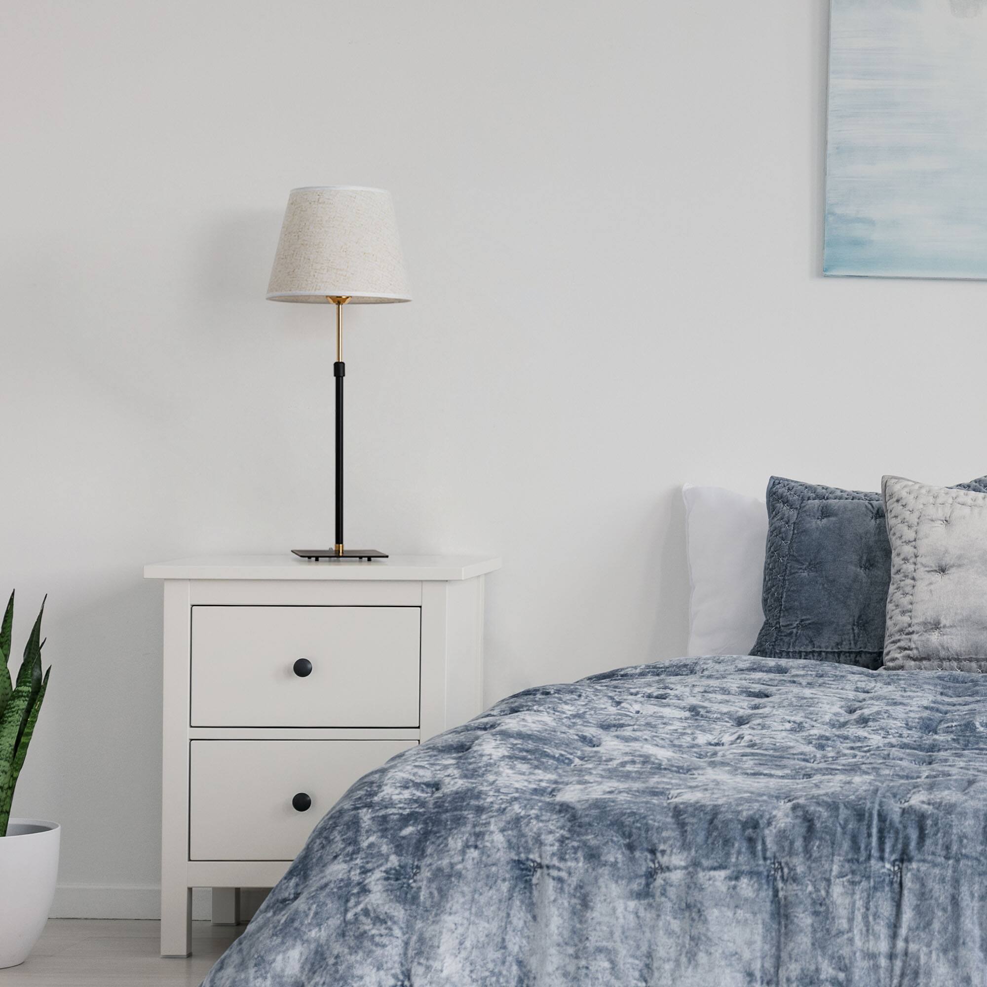 Alt View 2. Oumilen - Adjustable Height Table Lamp 21.5-31.5In Black Iron Base with Linen Shade, UL Plug & Inline Switch.
