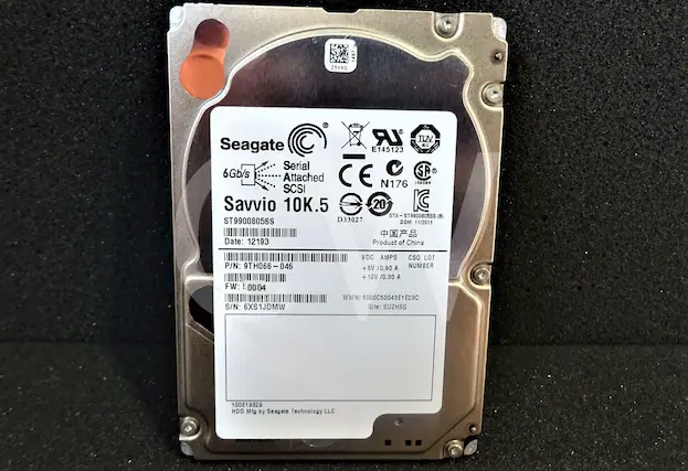 1487-2509G
5 Seagate LR TUV S E145123 Serial 6Gb/s Attached CE SP N176 1568 SCSI Savvio 10K.5 20 I STX ST990080555 () ST9900805SS D33027 D DOM: 11/2011 Date: 12193 Product of China P/N: 9TH066-04 046 FW: 0004 S/N: 6XS1JDMW VDC AMPS CSO LOT +5V /0.90 A NUMBER + 12V 10.30 A wW N: 5000C50043E1 E23C Site: SUZHSG 100619329 HDD Mfg by Seagate Technology LLC