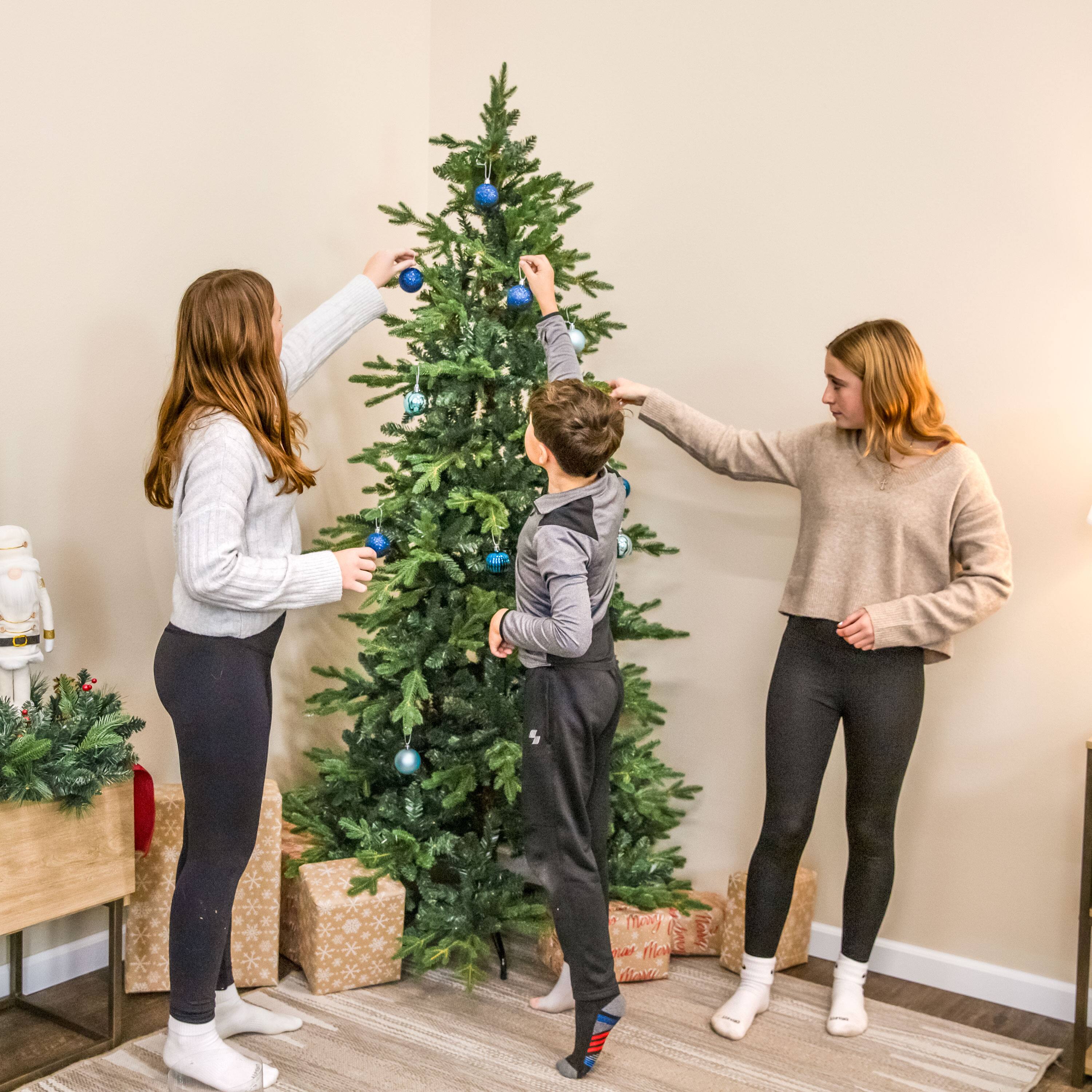 Alt View 4. Sunnydaze - Merry Medley 24-Piece Christmas Ornament Balls - 60mm - Turquoise/Blue.