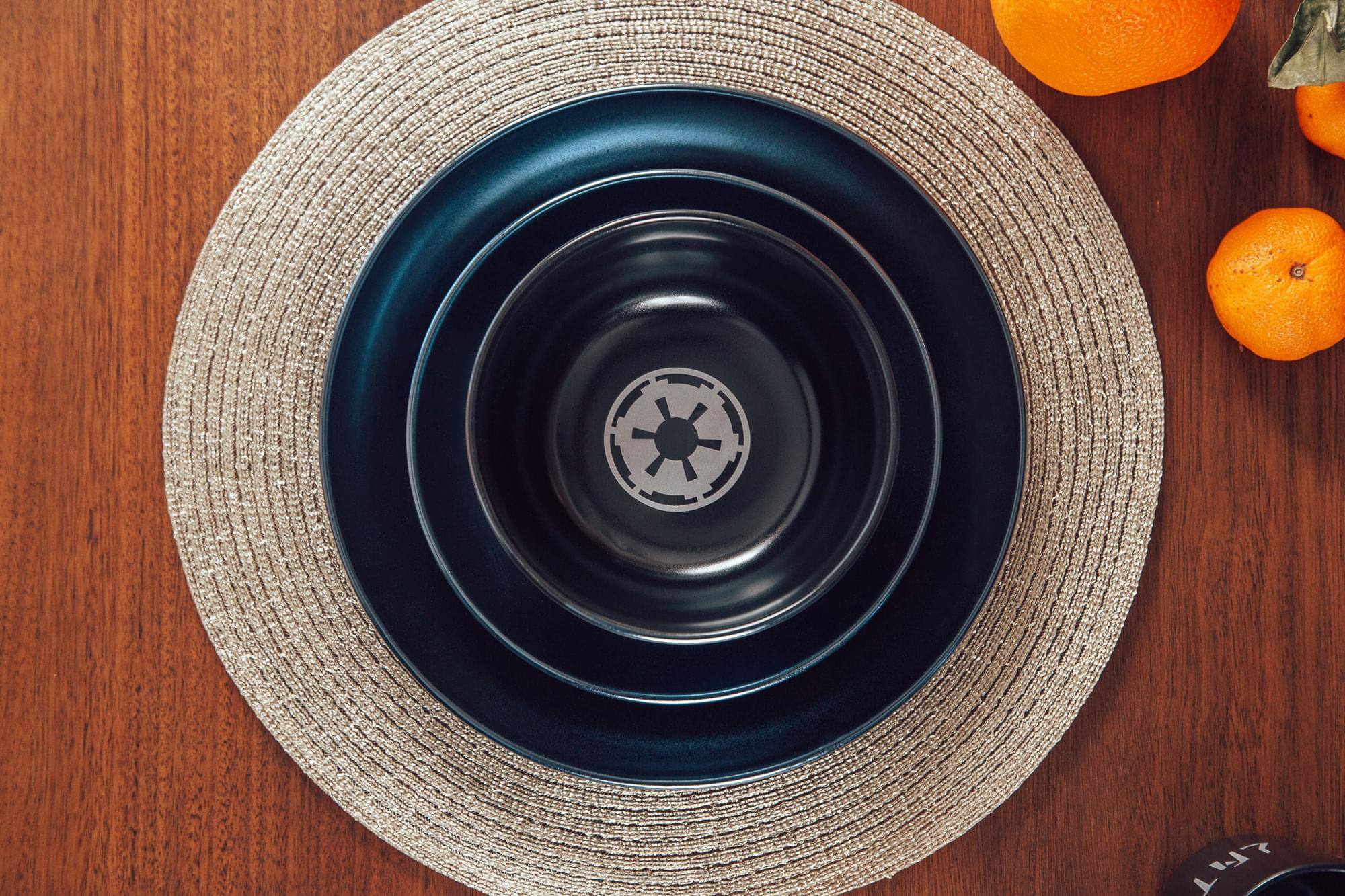 Alt View 2. Ukonic - Star Wars The Mandalorian 8-Piece Limited Edition Stoneware Dinnerware Set - Black.