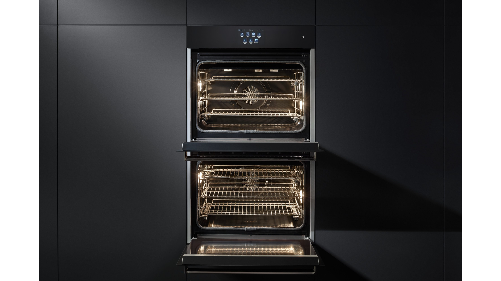 Alt View 1. Viking - 30" Viking RVL Series Double Electric Thermal-Convection Oven-Black Glass - Black Glass.