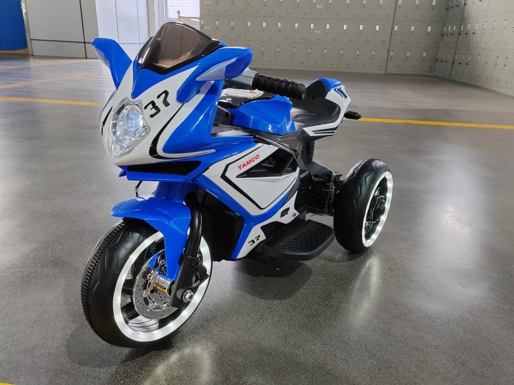 Angle. BreeBe - 6V Kids Electric motorcycle/ Small Kids toys motorcycle/Kids electric car/electric ride on motorcycle for 3-4 years boys - Blue.