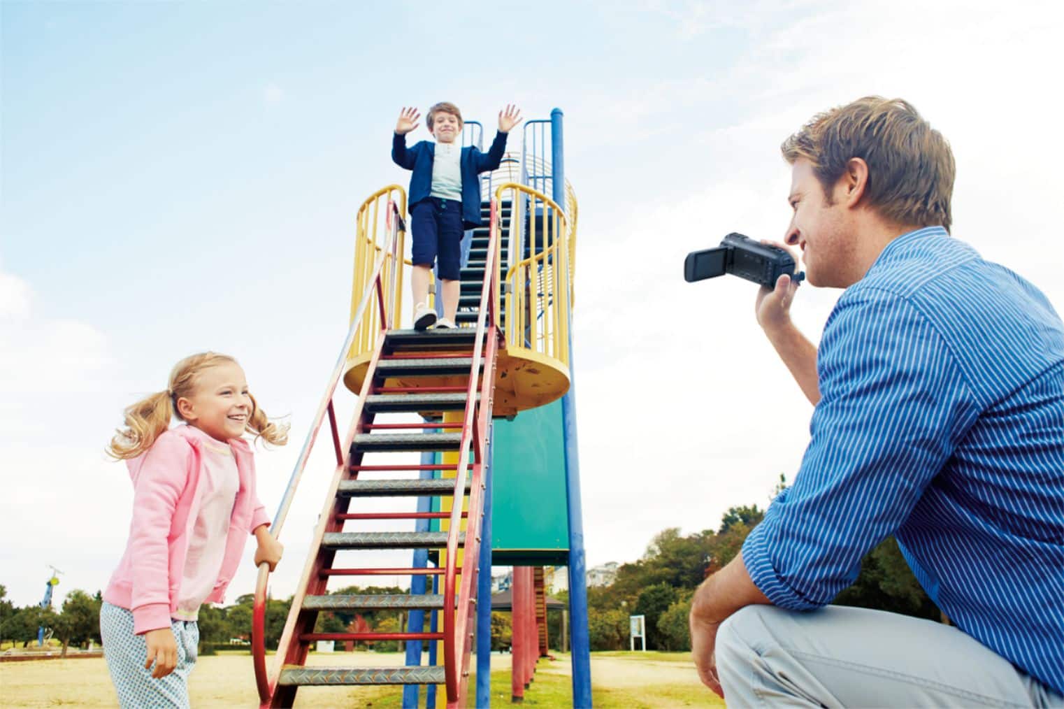 Alt View 26. Panasonic - HC-VX870K 4K Ultra HD Flash Memory Camcorder - Black.